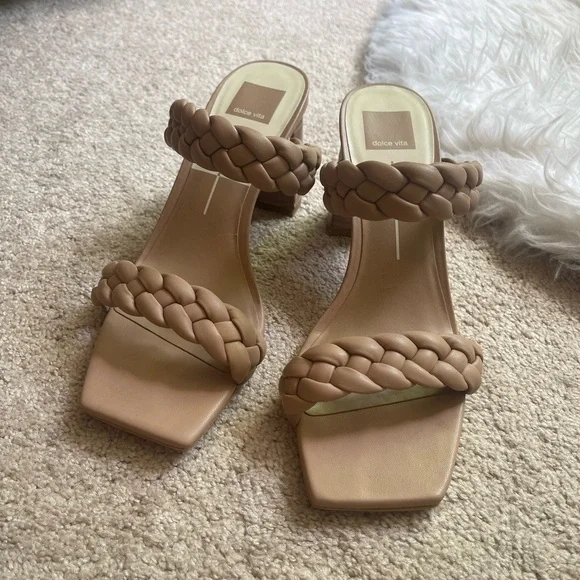 Dolce Vita Paily Sandals Cafe - Picture 1 of 3